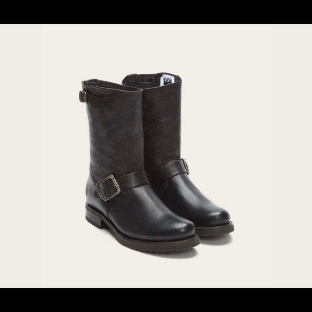 New in box Frye Veronica Short Black Boots